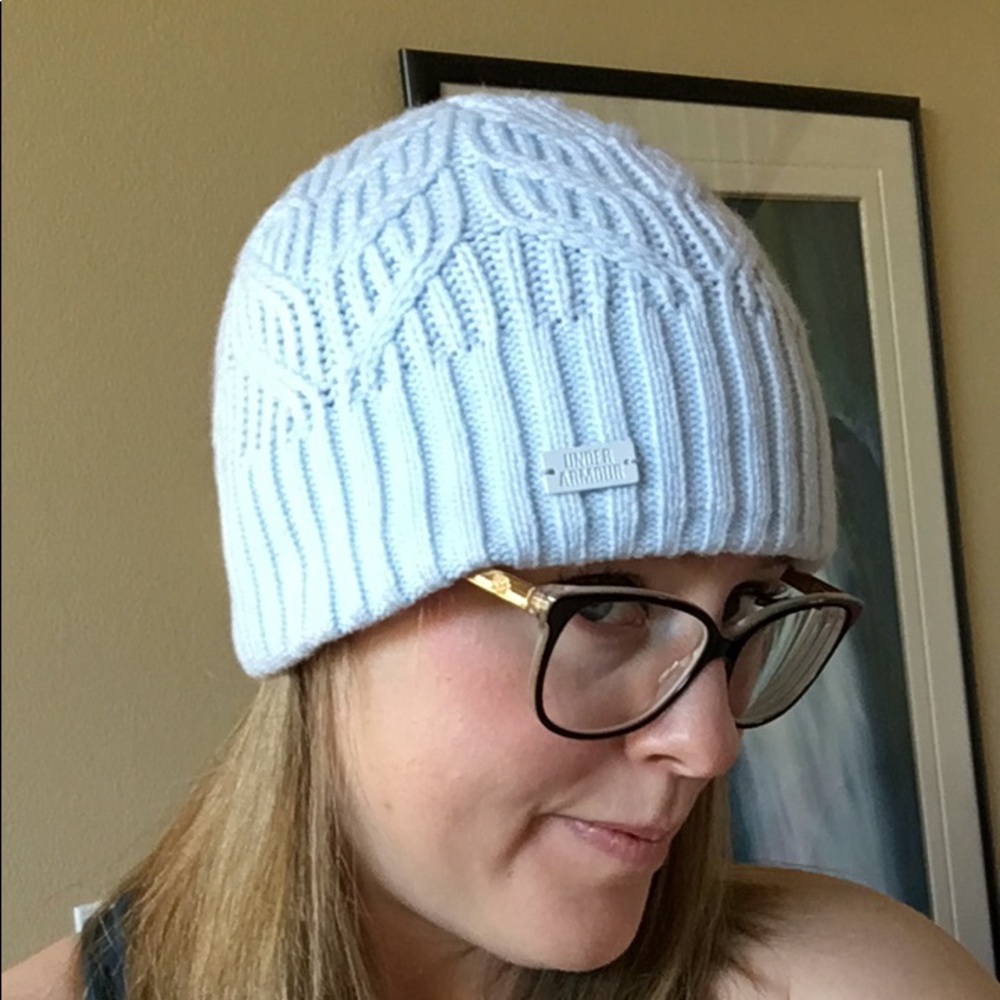 Under Armour women's fleece lined knit beanie hat